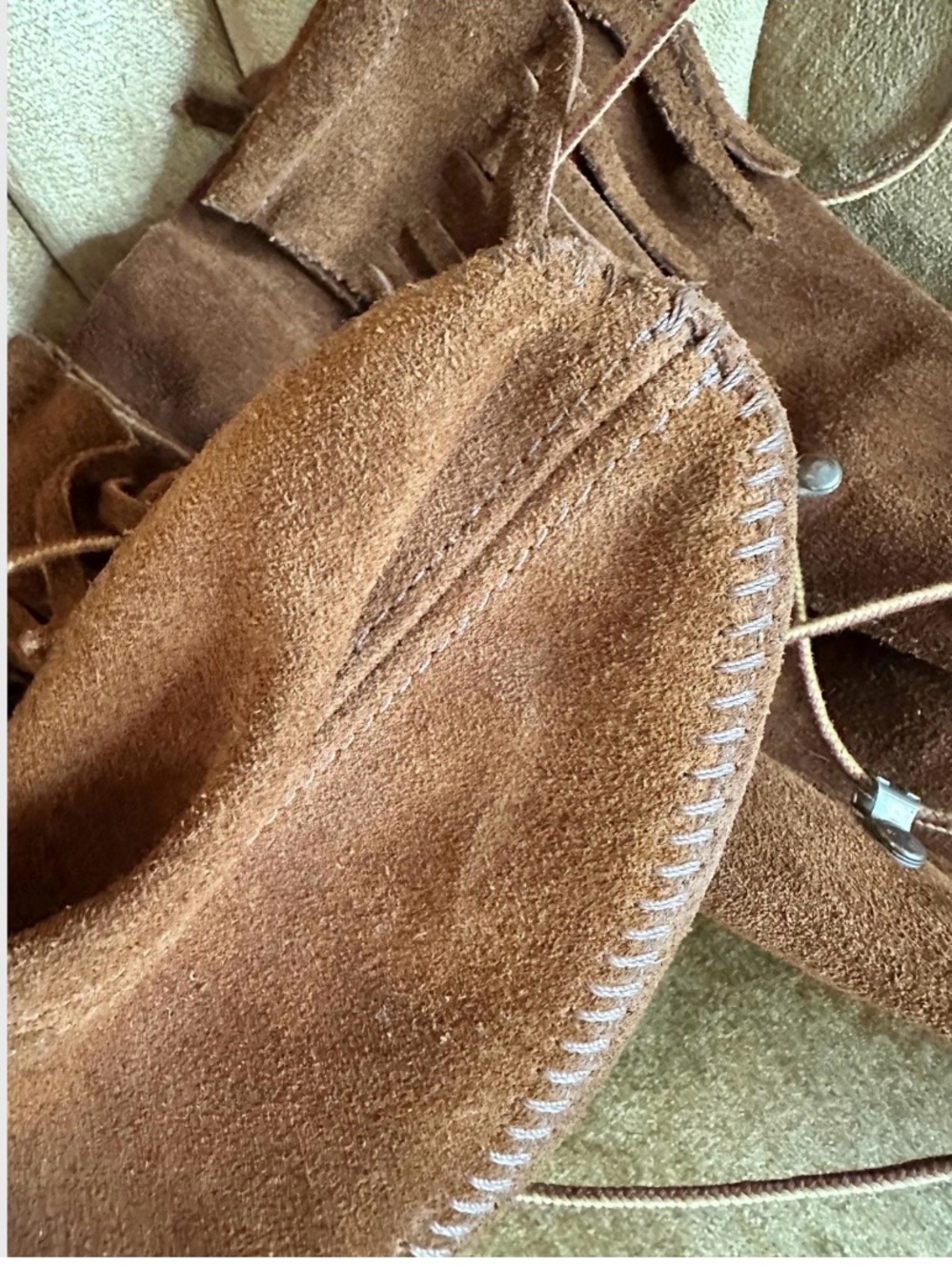 Vintage Minnetonka Women’s Tall Lace Up Moccasin Boots Size 12 Brown Suede Boho - Picture 4 of 11